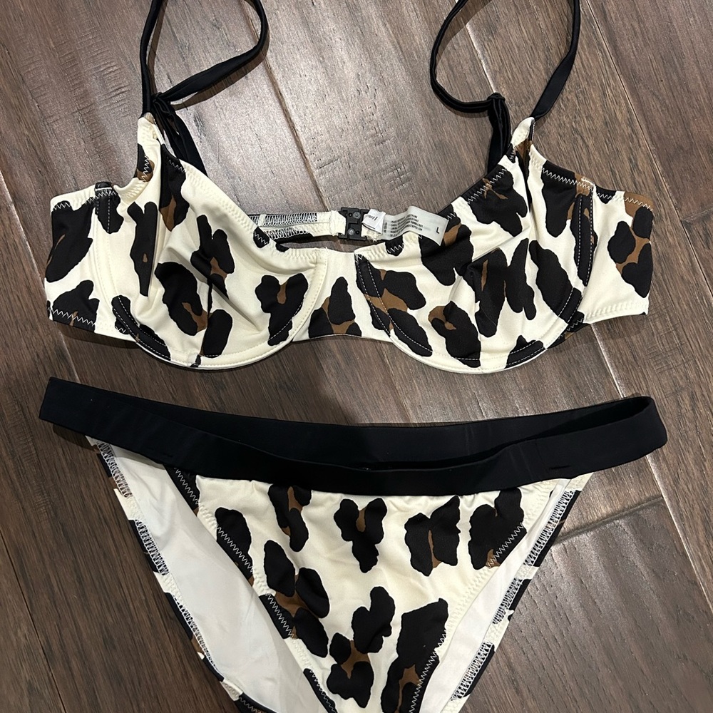 NWOT solid & striped high waisted bikinni